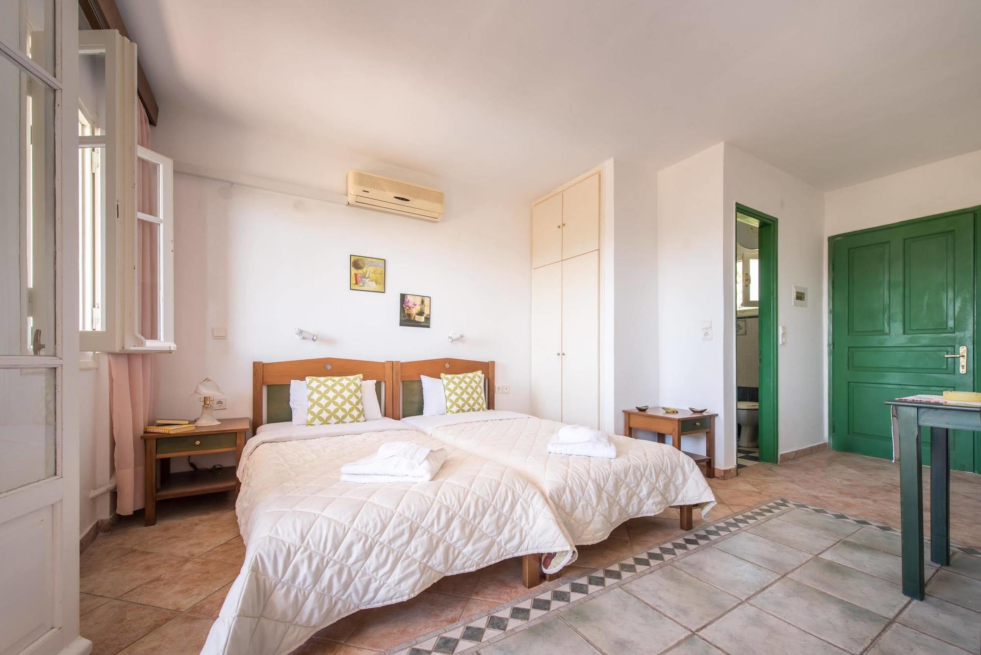 Dolce Vita Residence Kalamákion Dış mekan fotoğraf