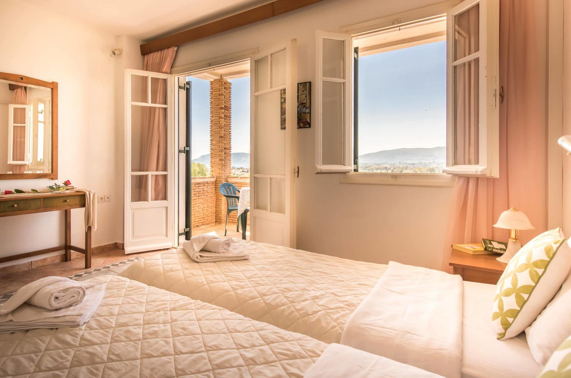 Dolce Vita Residence Kalamákion Dış mekan fotoğraf