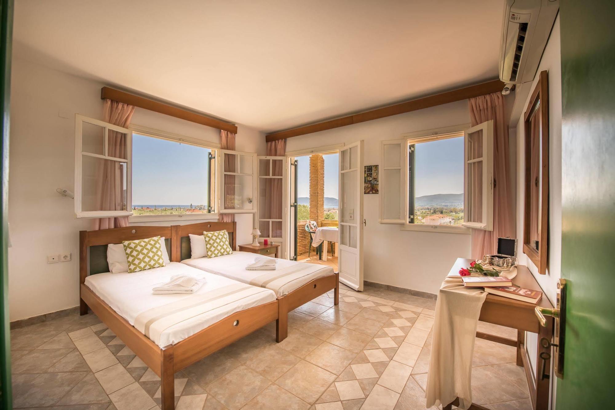 Dolce Vita Residence Kalamákion Dış mekan fotoğraf